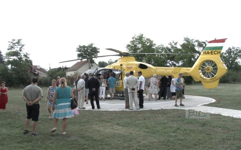 mentő helikopter