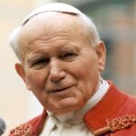 Száz éve született Szent II. János Pál pápa